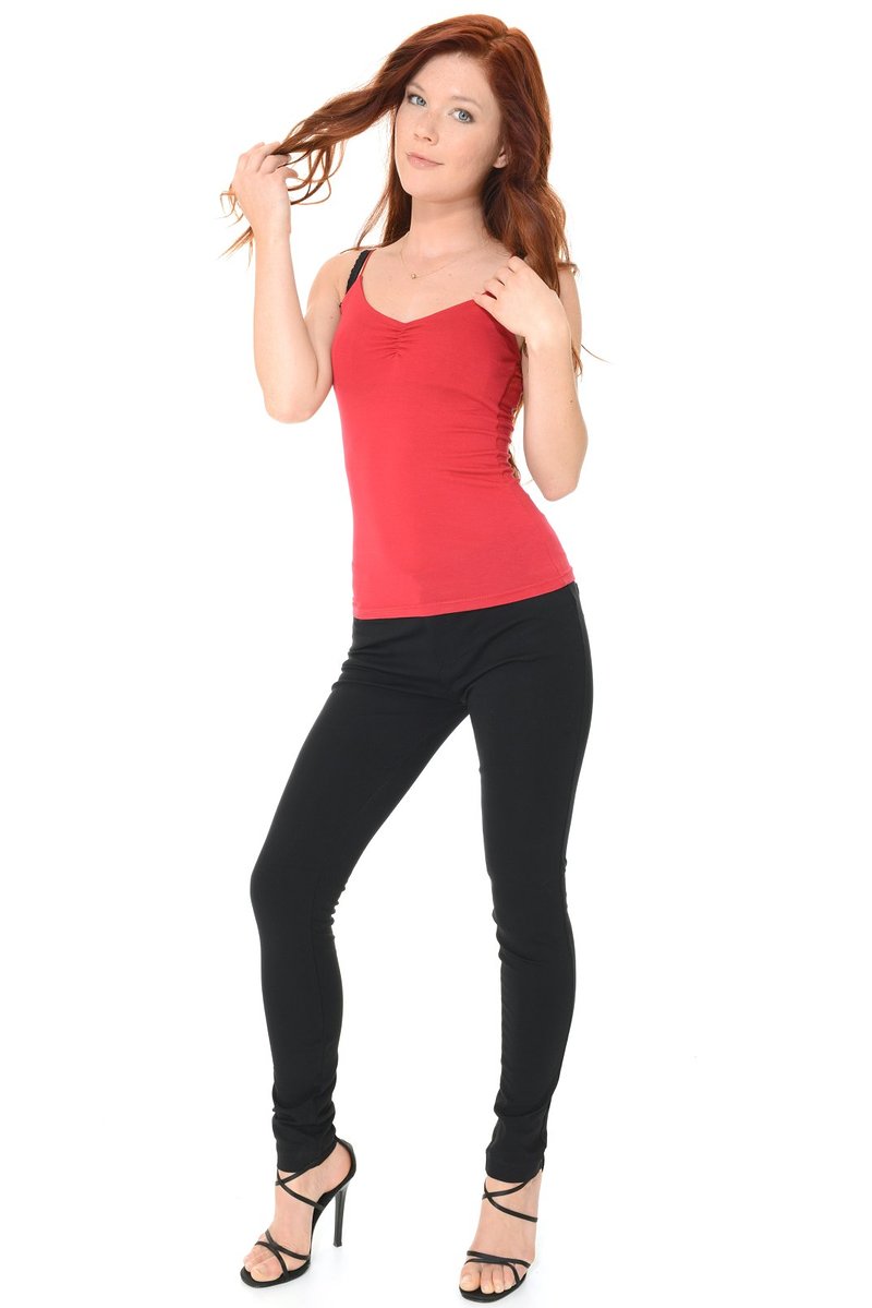 Оксана, 25 лет, 3 размер груди